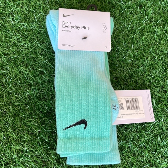 Nike Everyday Plus Cushioned Crew 2 pairs socks set Men’s
Men’s size 9-13 - Picture 14 of 16